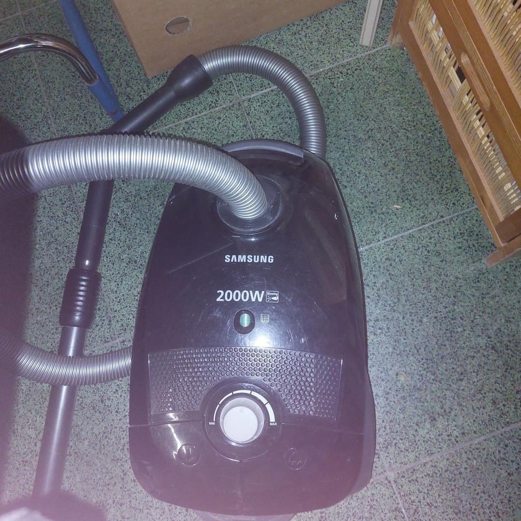 Stofzuiger samsung 2000w, Elektronische apparatuur, Ophalen