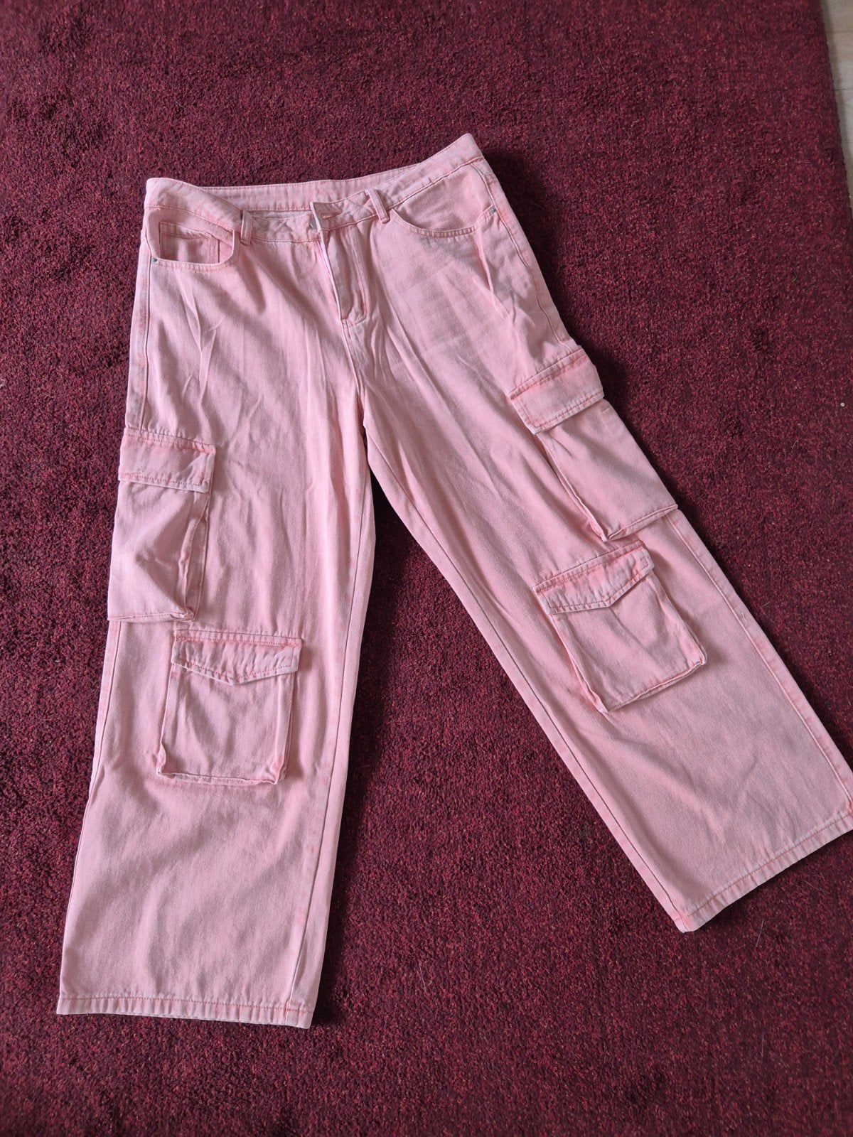 pantalon rose pour homme, Enlèvement