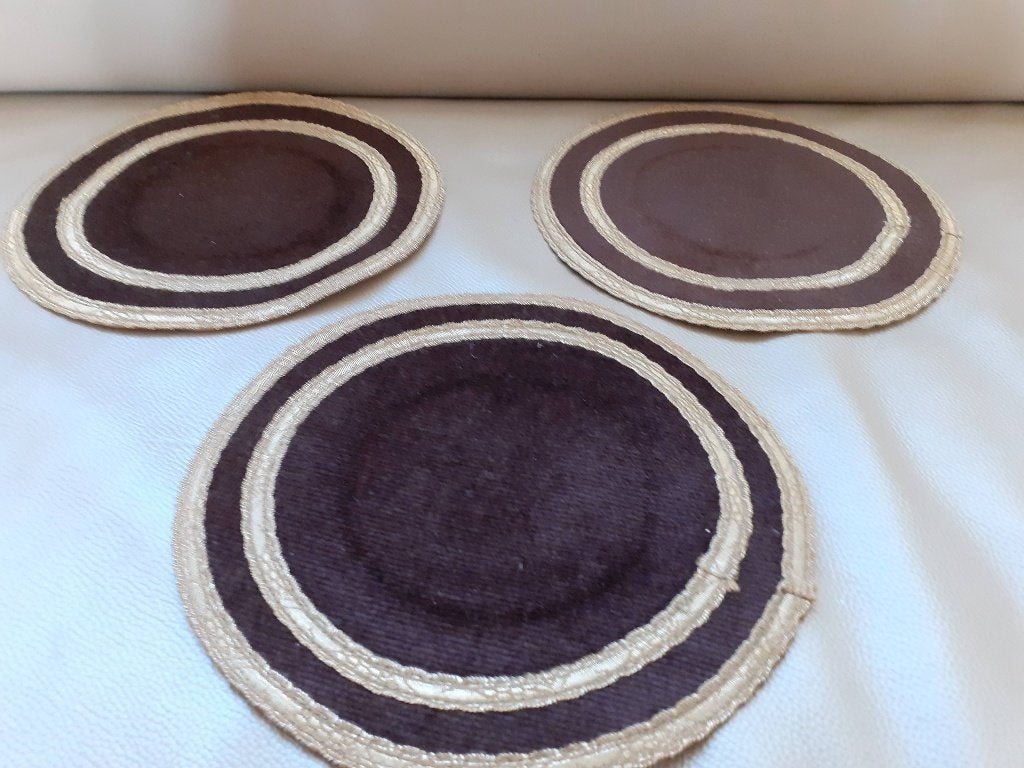 3 fluwelen onderleggertjes voor op kast of tafel, Enlèvement, Autres types, Fait à la main