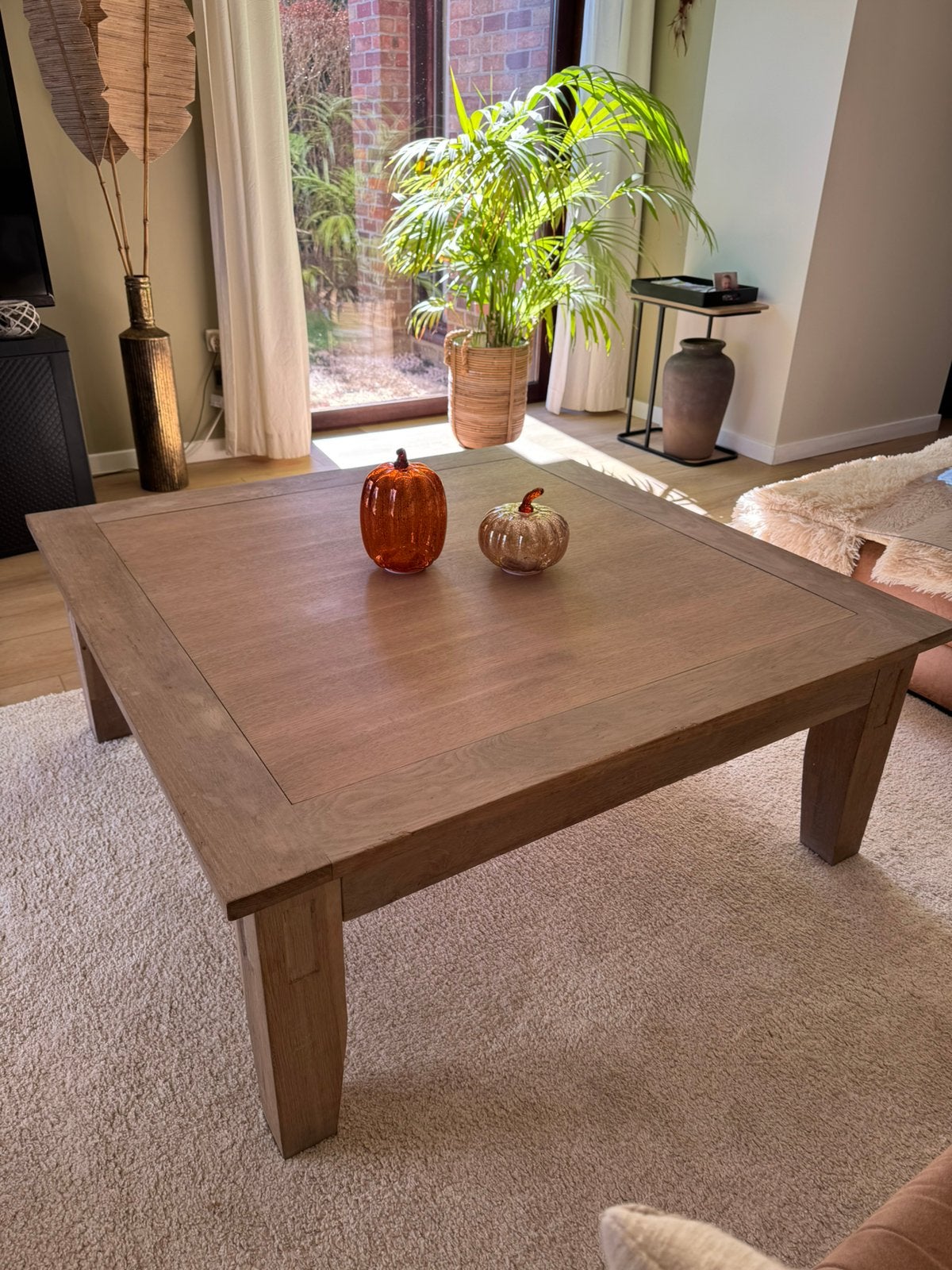 Robuuste eiken salontafel 110  110 cm, Enlèvement, Utilisé, Chêne