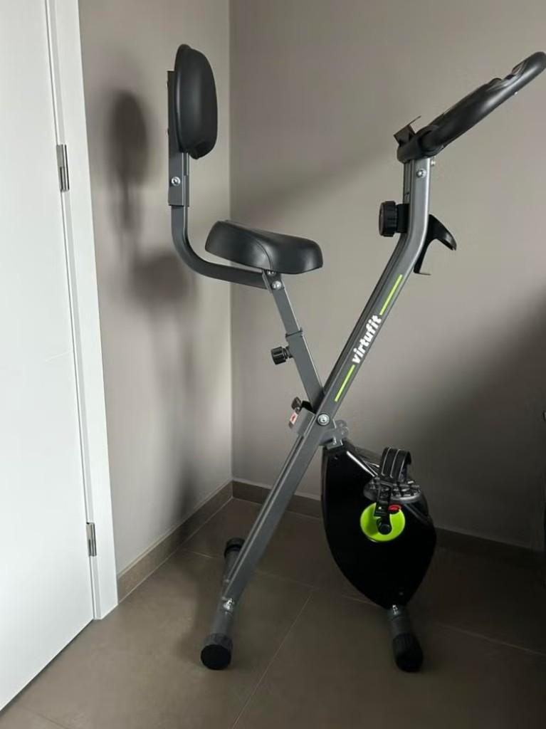 Virtufit opvouwbaarbare Hometrainer met rugleuning, Sport en Fitness, Ophalen, Zo goed als nieuw, Hometrainer