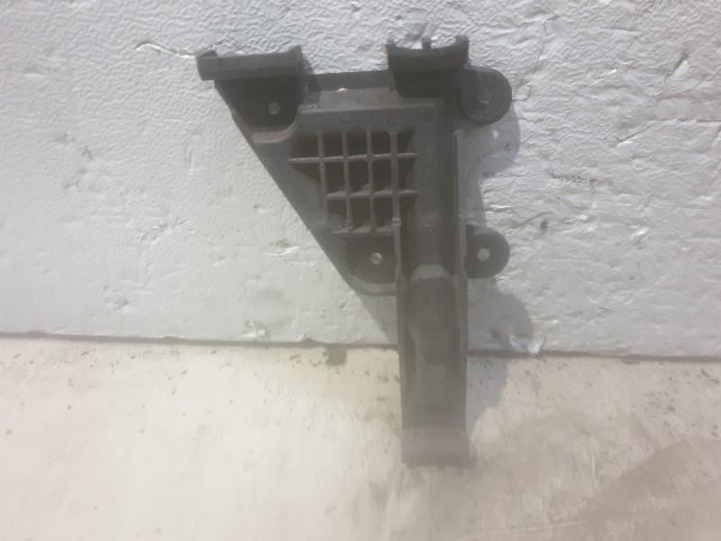 SUPPORT PARE-CHOCS AVANT DROIT Audi 80 (B4) (8a0-807-284), Autos : Pièces & Accessoires, Suspension & Châssis, Audi, Utilisé