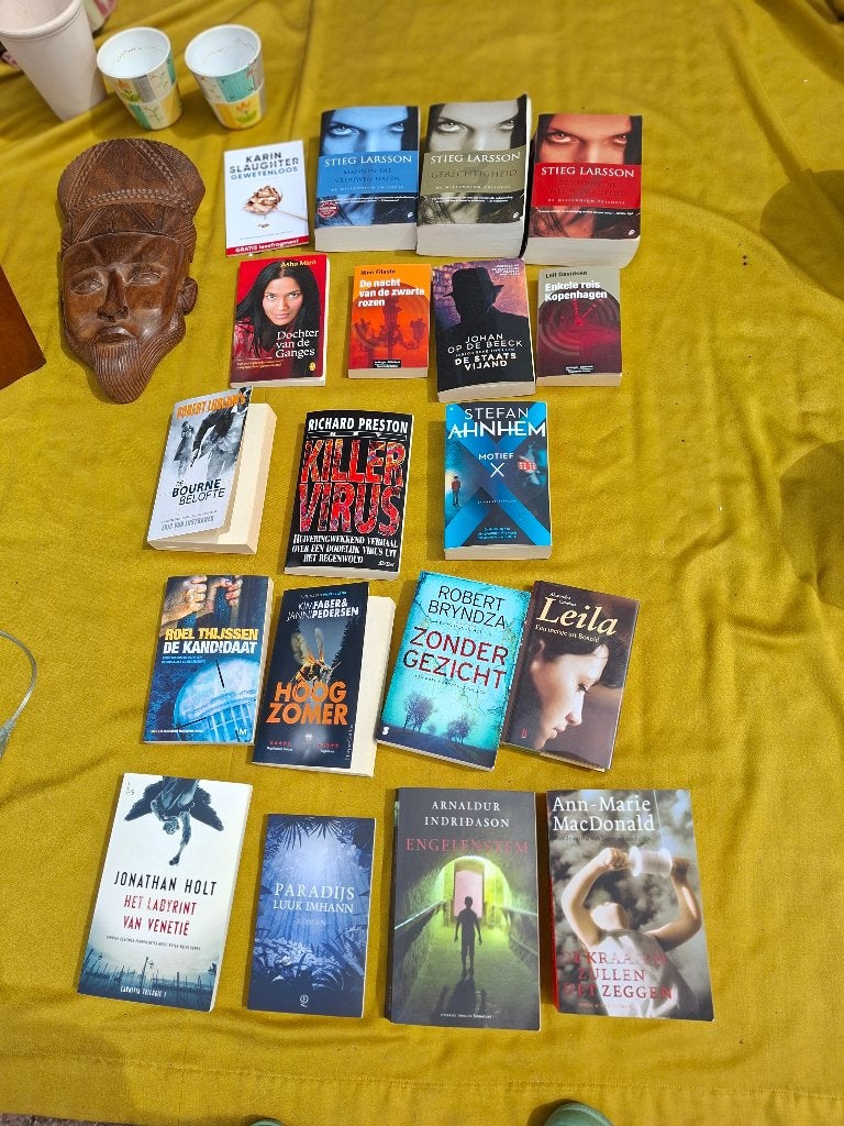 Boeken thrillers  levensverhalen, Boeken, Ophalen, Gelezen, Diverse auteurs, Wereld overig