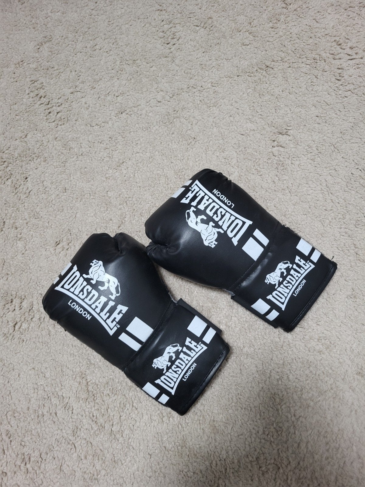 box handschoen, Enlèvement