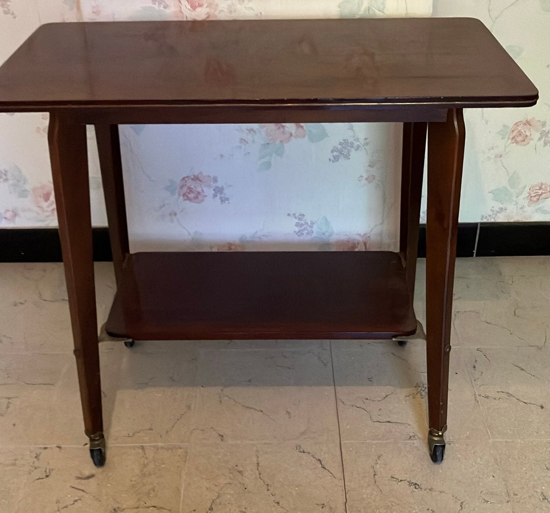Serveertafel op wielen / tv bijzettafel, Ophalen, Gebruikt