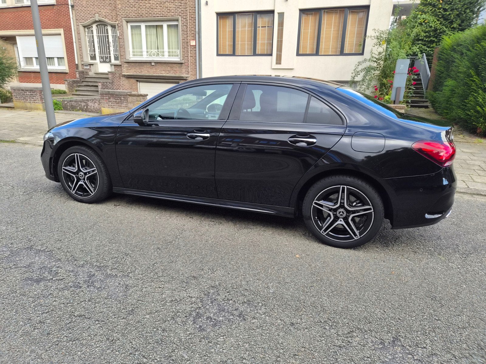 Mercedes A250e. AMG line, panoramische dak, Auto's, Automaat, Te koop, A-Klasse, Hybride Elektrisch/Benzine