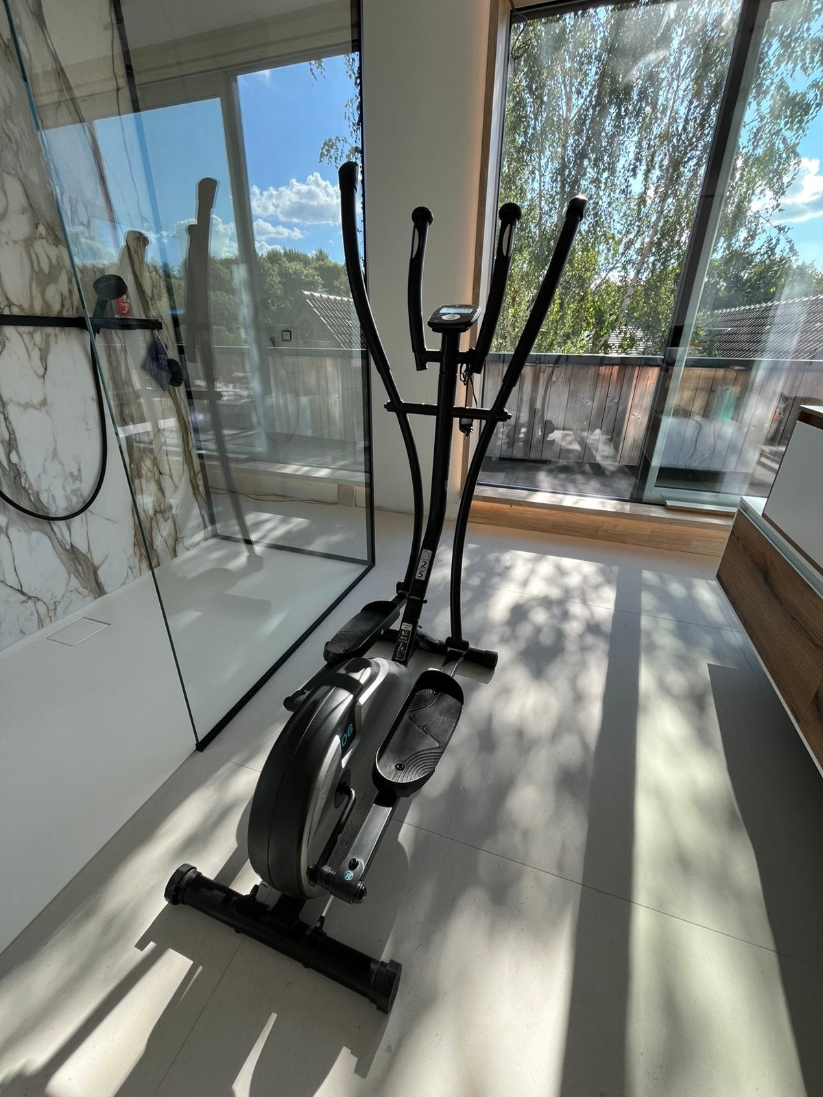 Domyos Essential + Elliptical Crosstrainer,uitstekende staat, Ophalen, Nieuw, Crosstrainer