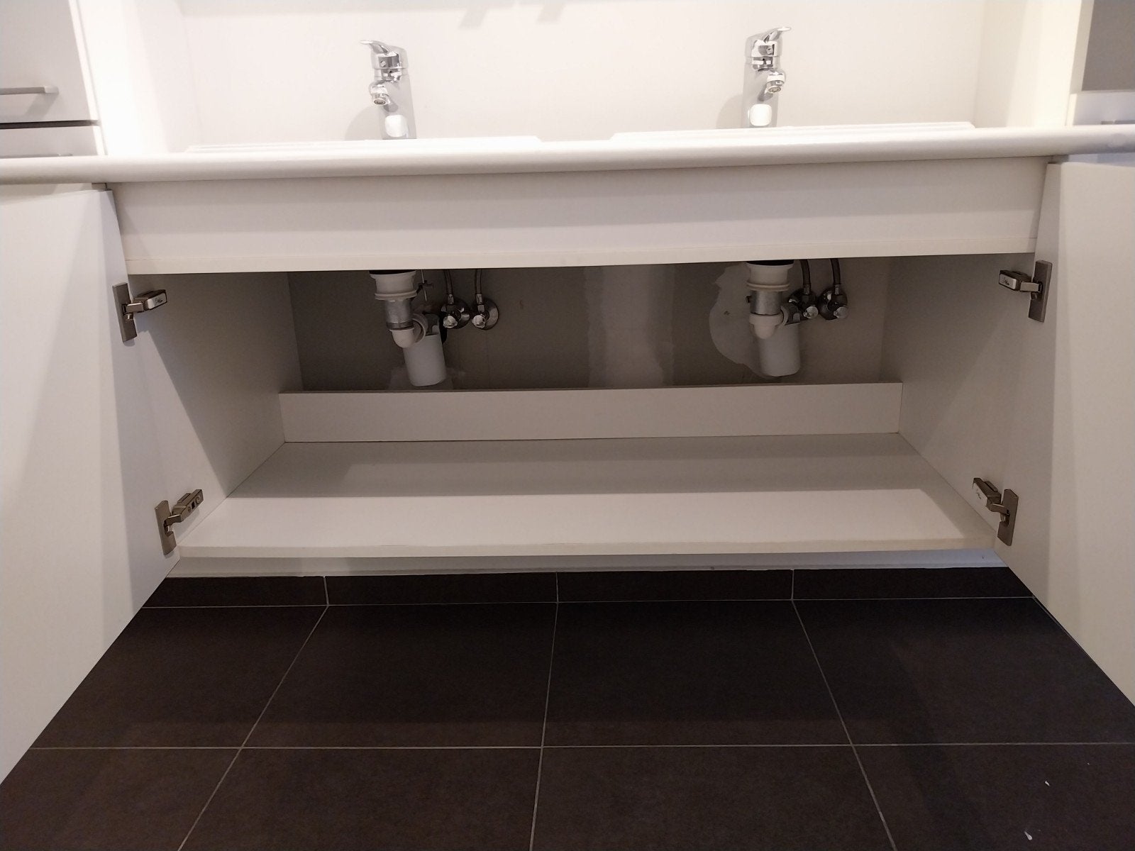 badkamermeubel met dubbele wastafel in zeer goede staat, Huis en Inrichting, Ophalen, Spiegelkast, 200 cm of meer, 150 tot 200 cm