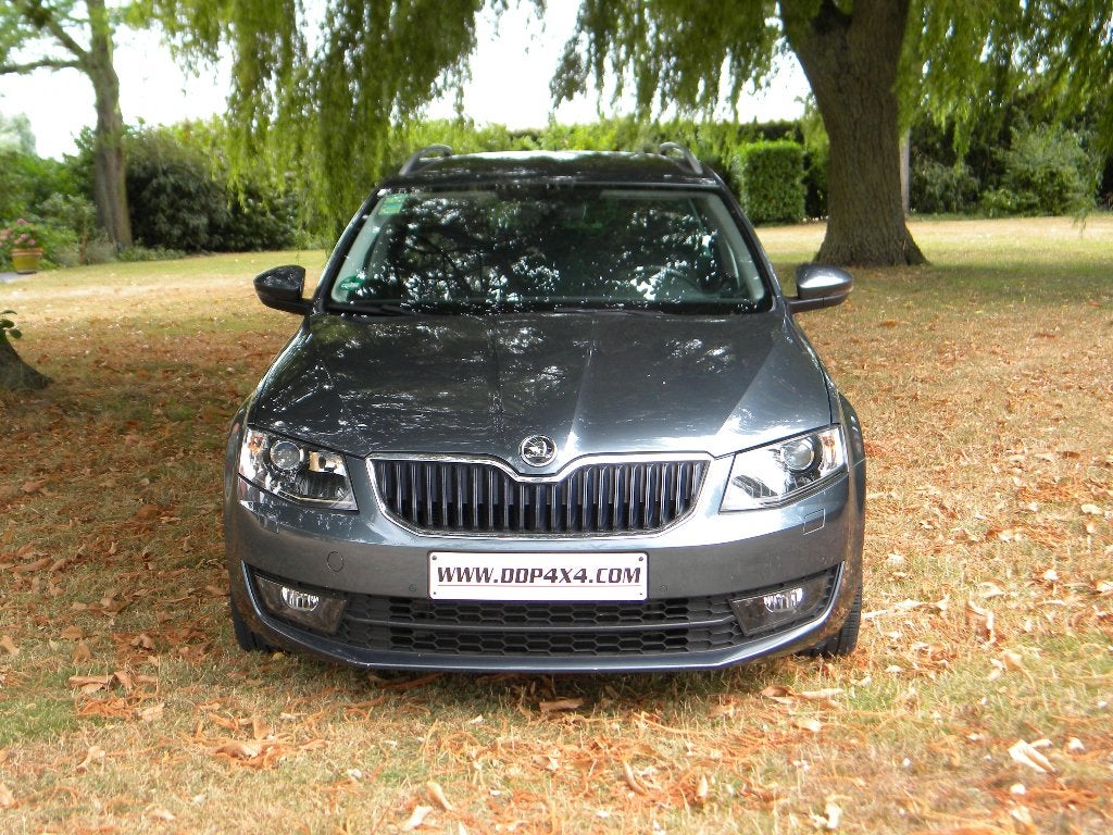 Skoda Octavia Break Boite auto DSG 64000 km, 1395 cm³, Achat, Entreprise, Garantie prolongée
