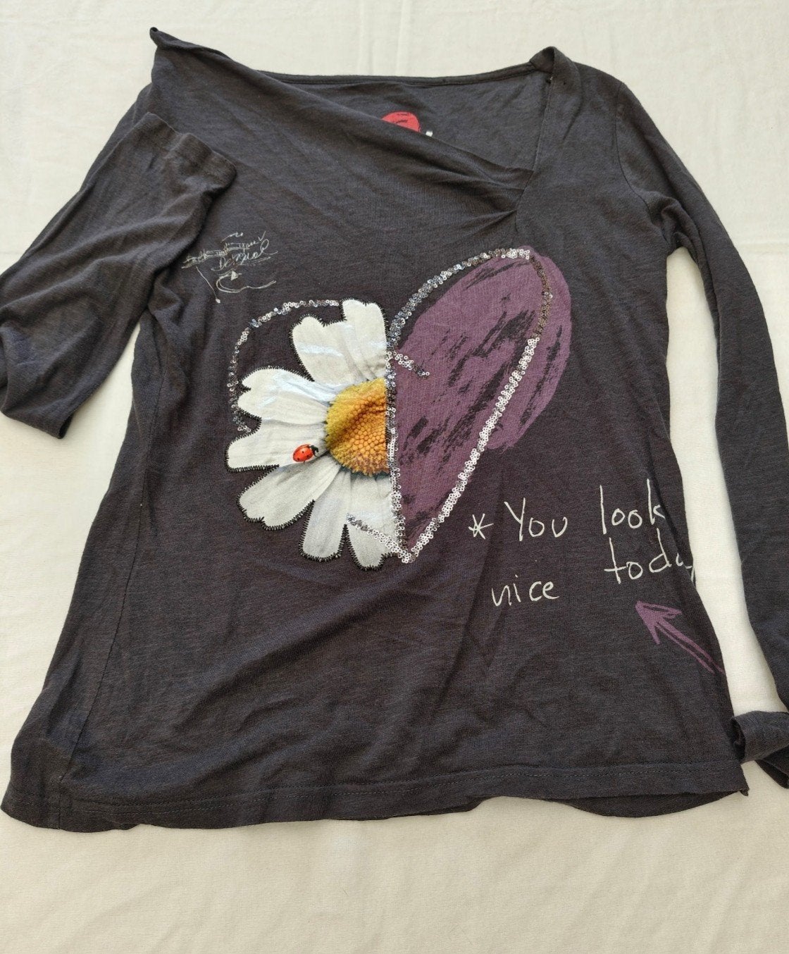 Haut Desigual femme T-shirt manches longues gris motif fleur, Enlèvement ou Envoi, Gris, Manches longues