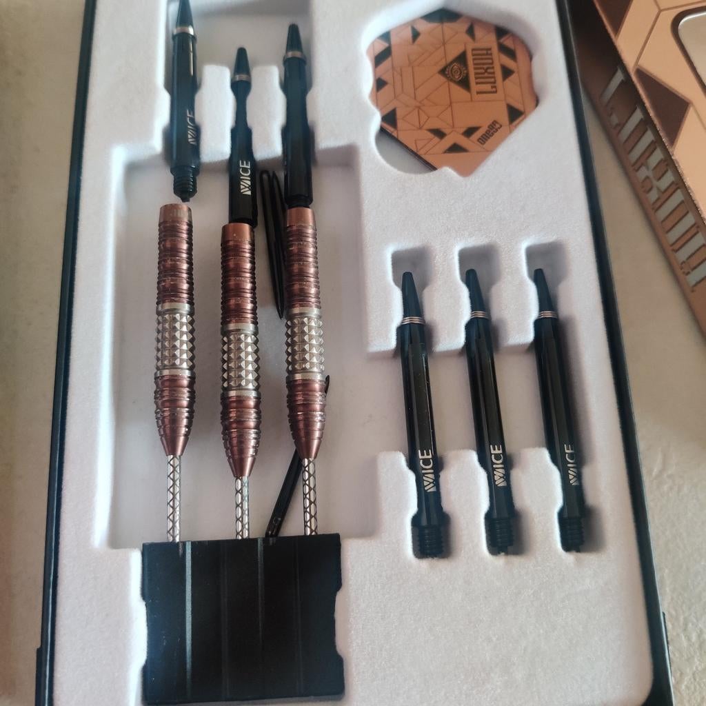 Dartspijlen one80 Luxor 21 gr, Sport en Fitness, Darts, Ophalen