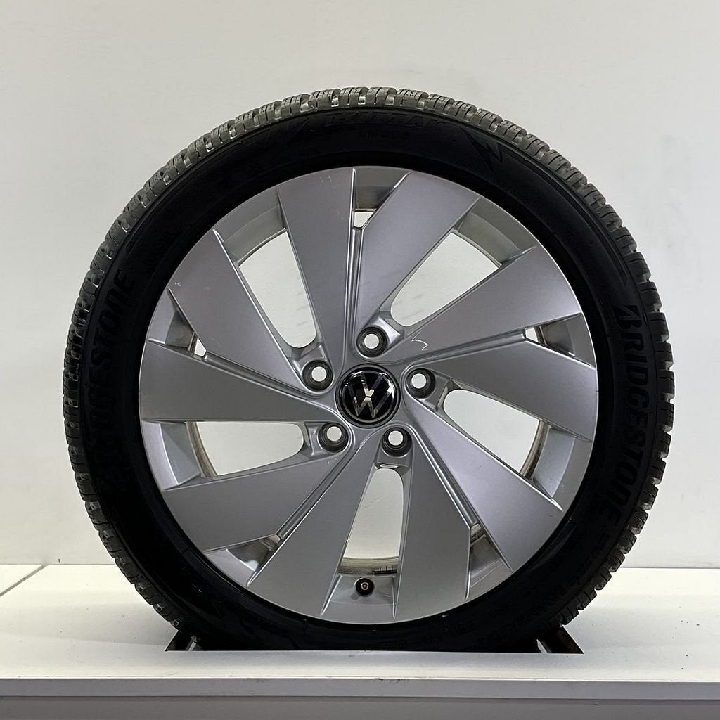 VOLKSWAGEN TIGUAN TAYRON VELGEN SET WINTERBANDEN 17 INCH, Gebruikt, -, -, Banden en Velgen