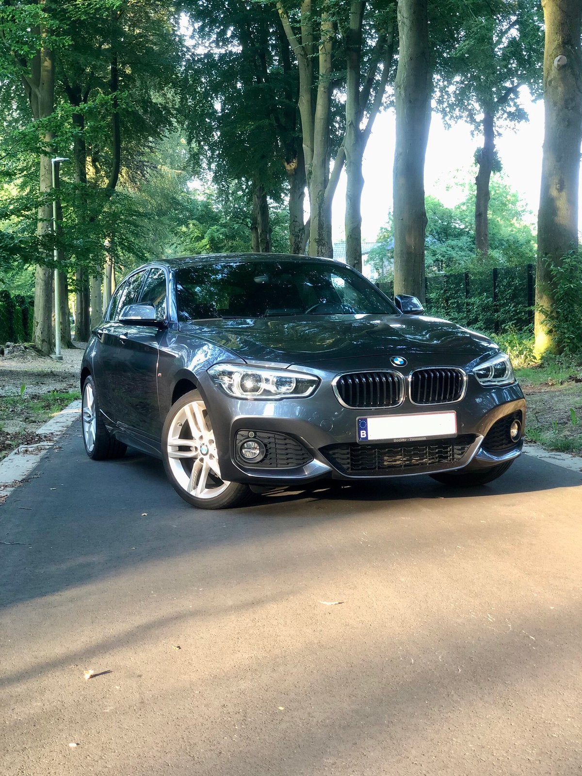 BMW 116i M Pakket | climate control | recent onderhoud | …., Auto's, BMW, Achterwielaandrijving, Alcantara, 5 deurs, Particulier