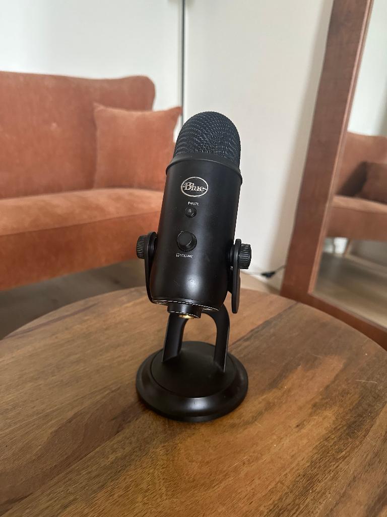 Blue Yeti USB microfoon – Blackout – als nieuw, Musique & Instruments, Microphones, Comme neuf, Micro studio, Enlèvement