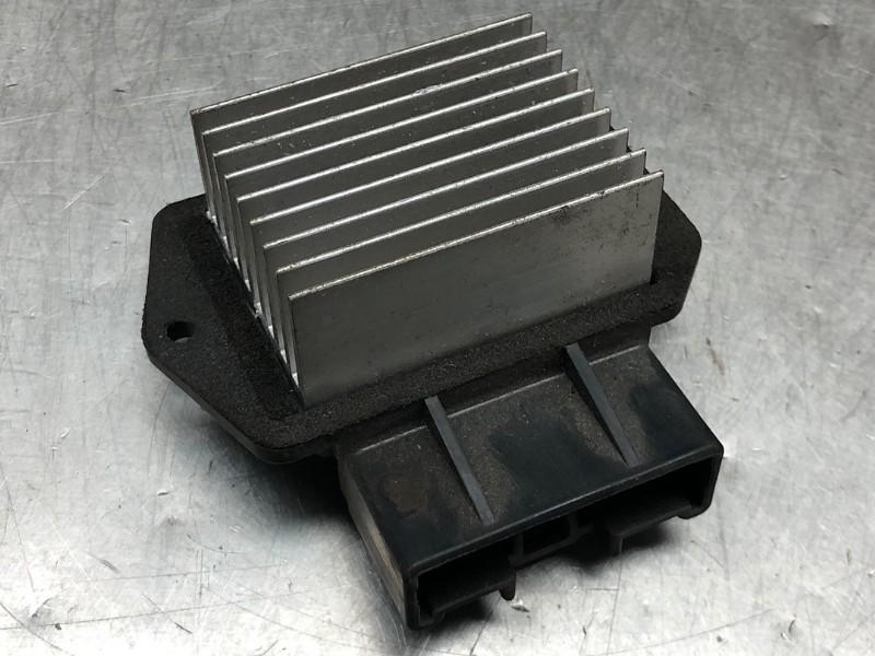 KACHELWEERSTAND Toyota Corolla (E12) (11-2001/03-2007), Auto-onderdelen, Gebruikt, Toyota