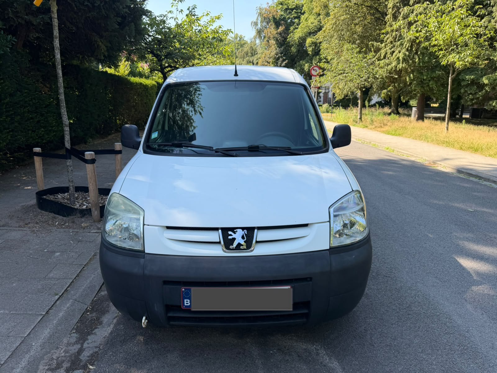 Peugeot Partner 1,4 benzine lichte vracht, Voorwielaandrijving, Stof, Zwart, 4 cilinders