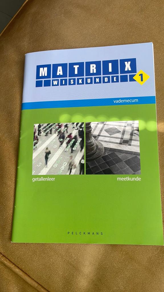 Matrix wiskunde Vademecum 1 getallenleer-meetkunde, Boeken, Ophalen, Zo goed als nieuw