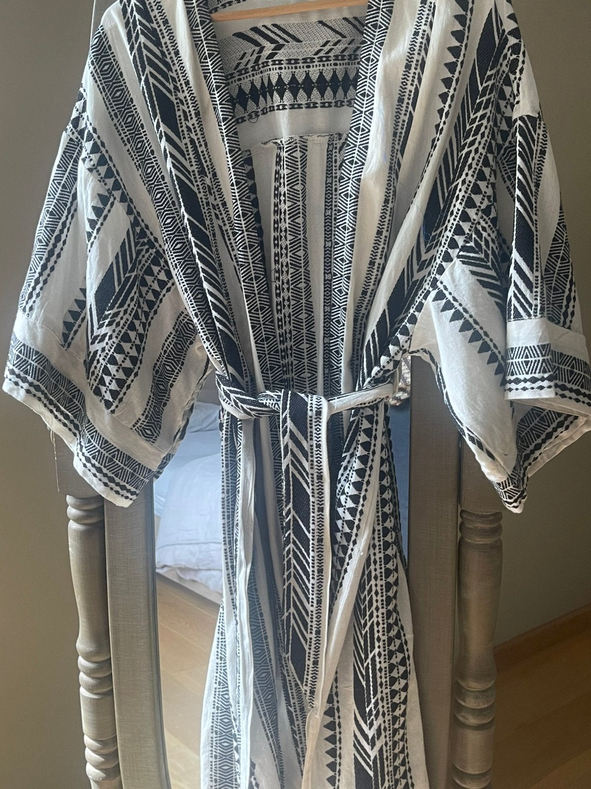 Kimono de Strafivarius. Taille L. Noir et blanc, Enlèvement ou Envoi, Comme neuf