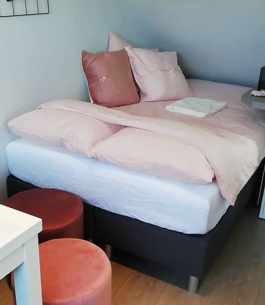 Bed + matrasbeschermer, Ophalen, Gebruikt, Twijfelaar, 120 cm