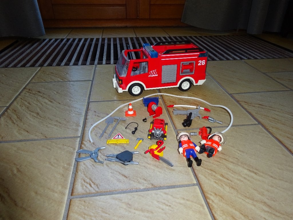 Camion de pompier vintage Playmobil, Enlèvement ou Envoi, Comme neuf, Kit complet, Véhicule