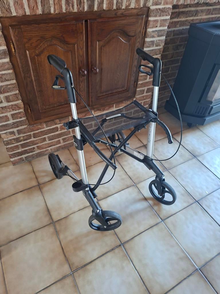 Rollator, Diversen, Ophalen, Opvouwbaar, Zo goed als nieuw