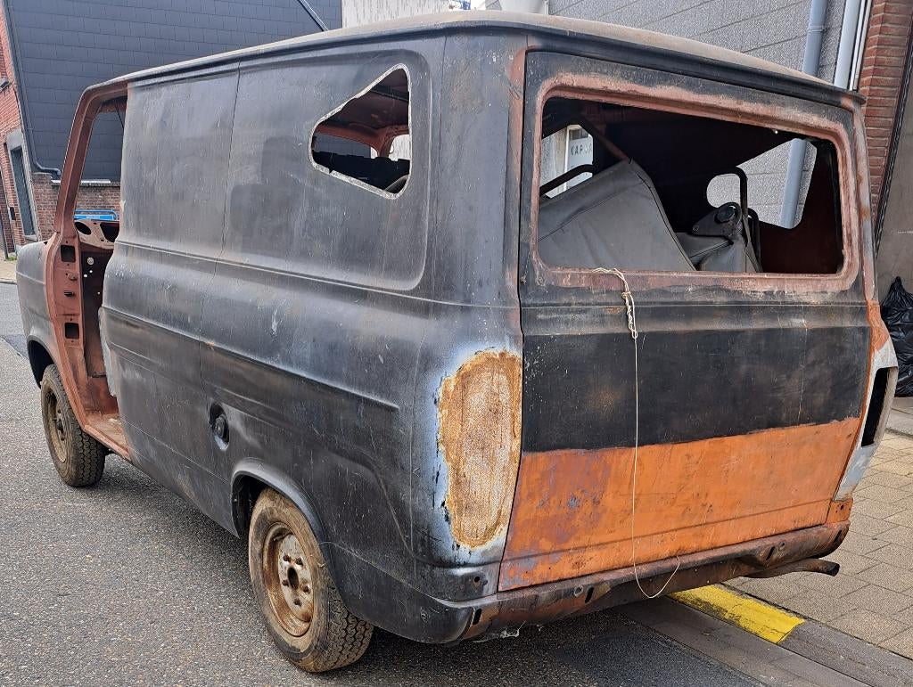 Ford transit mk2 1981 gestrand project., Autos, Achat, Boîte manuelle, Autres couleurs, Diesel
