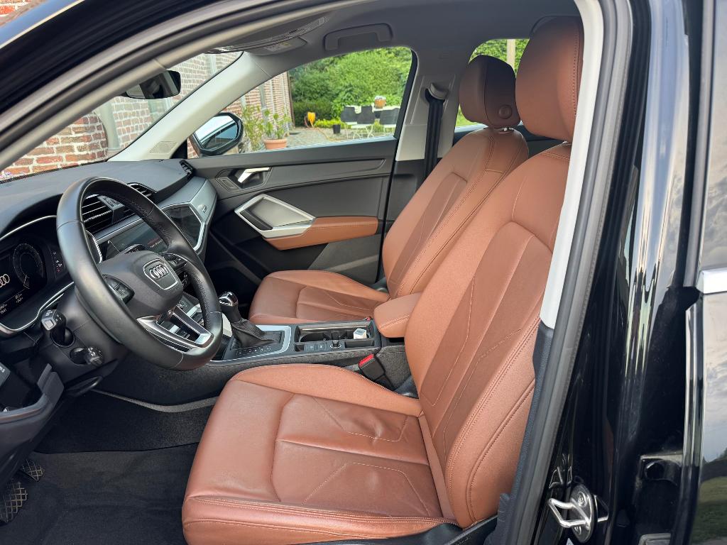 Audi Q3 Sportback 45 TFSIe Leder/ACC/LED/Camera/245pk, Auto's, Euro 6, 4 cilinders, Zwart, Leder