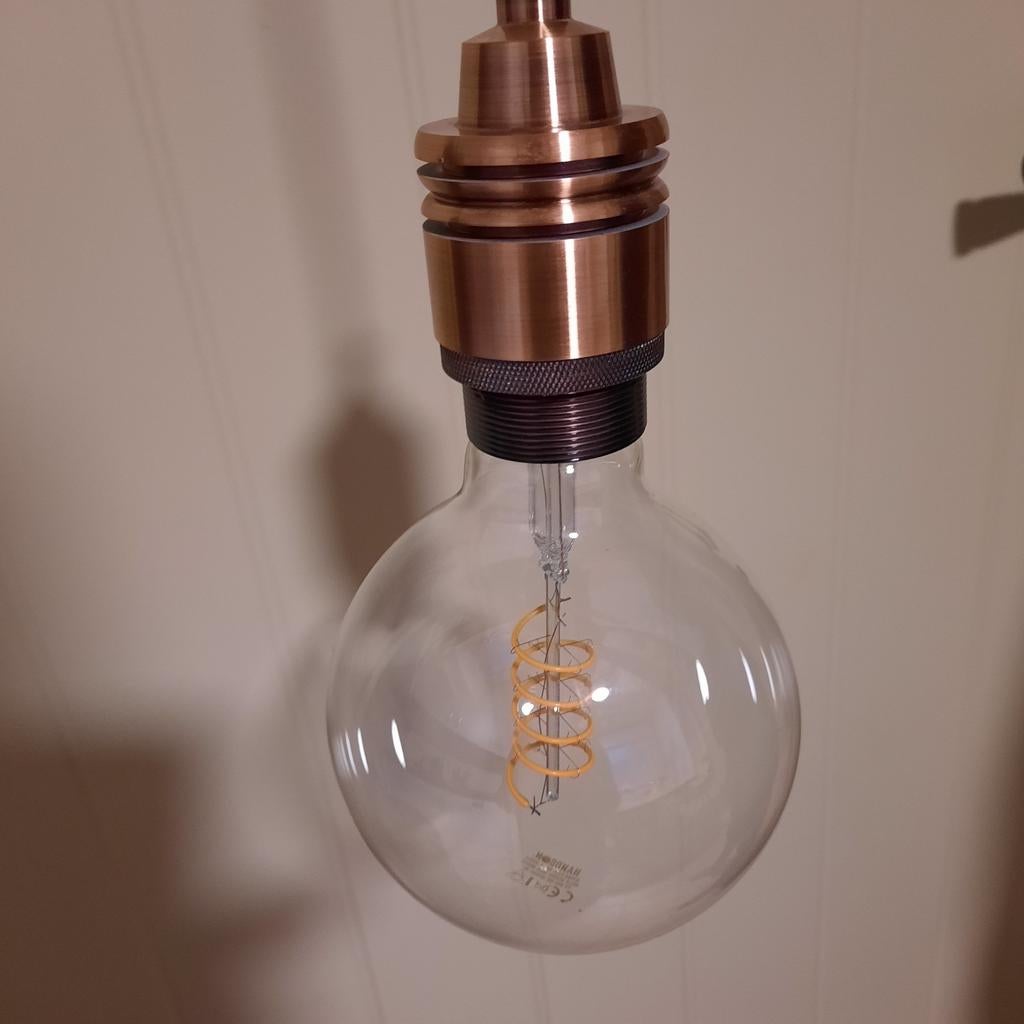 2 lampes suspendues. Look industriel. Complet. 25 euros pour, Maison & Meubles, Enlèvement