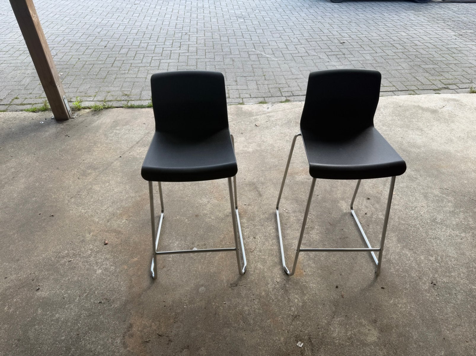Barstoelen  2 stuks, Huis en Inrichting, Barkrukken, Ophalen, Zo goed als nieuw