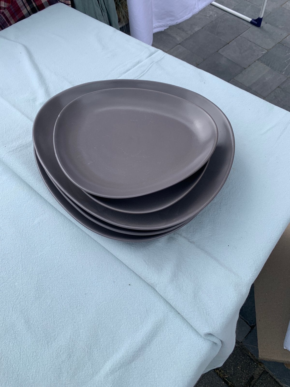 Set d’ Assiettes, Maison & Meubles, Enlèvement, Neuf, Assiettes(s)