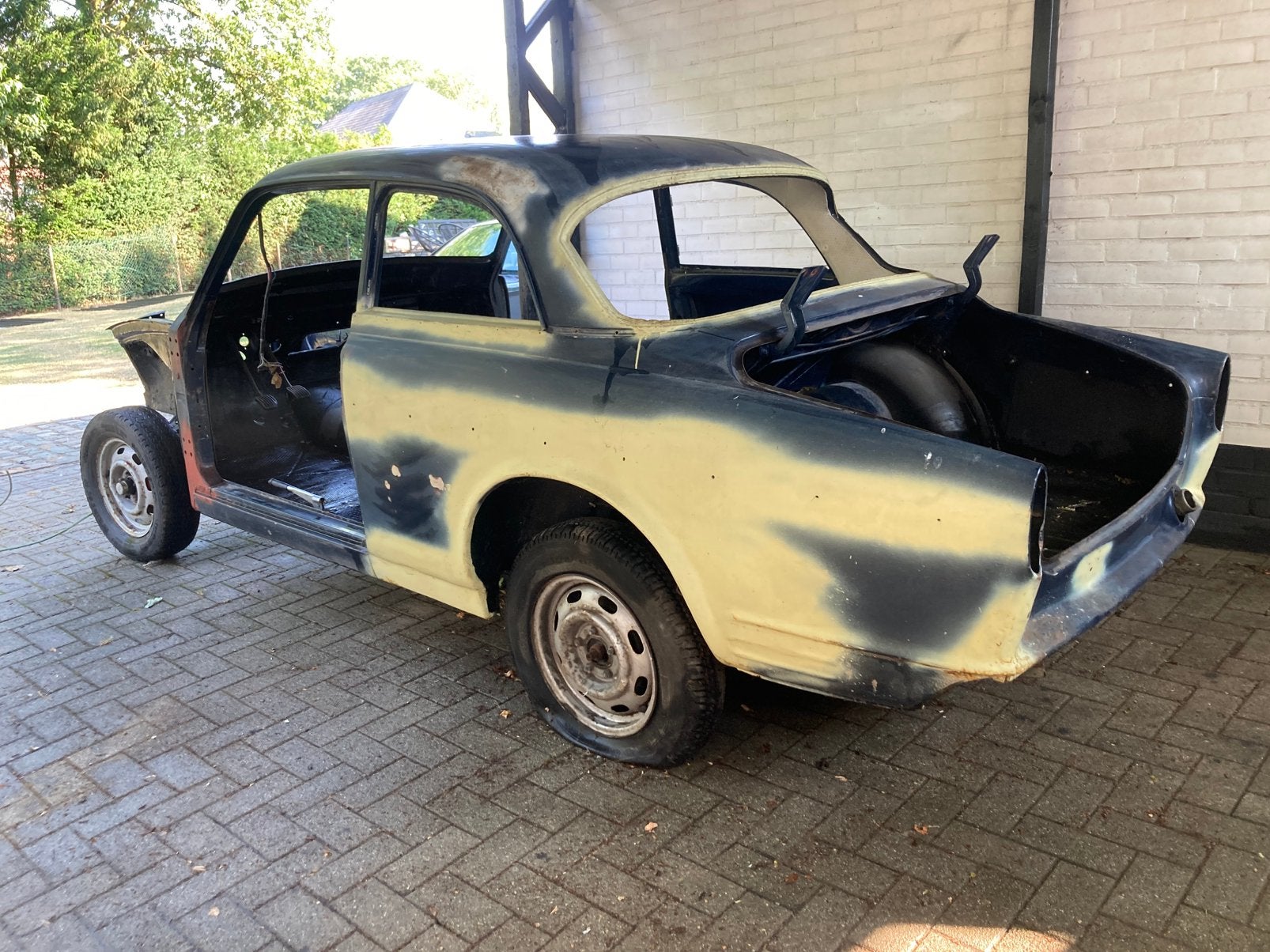 Ontmantelde Volvo Amazon 122S, foto 4
