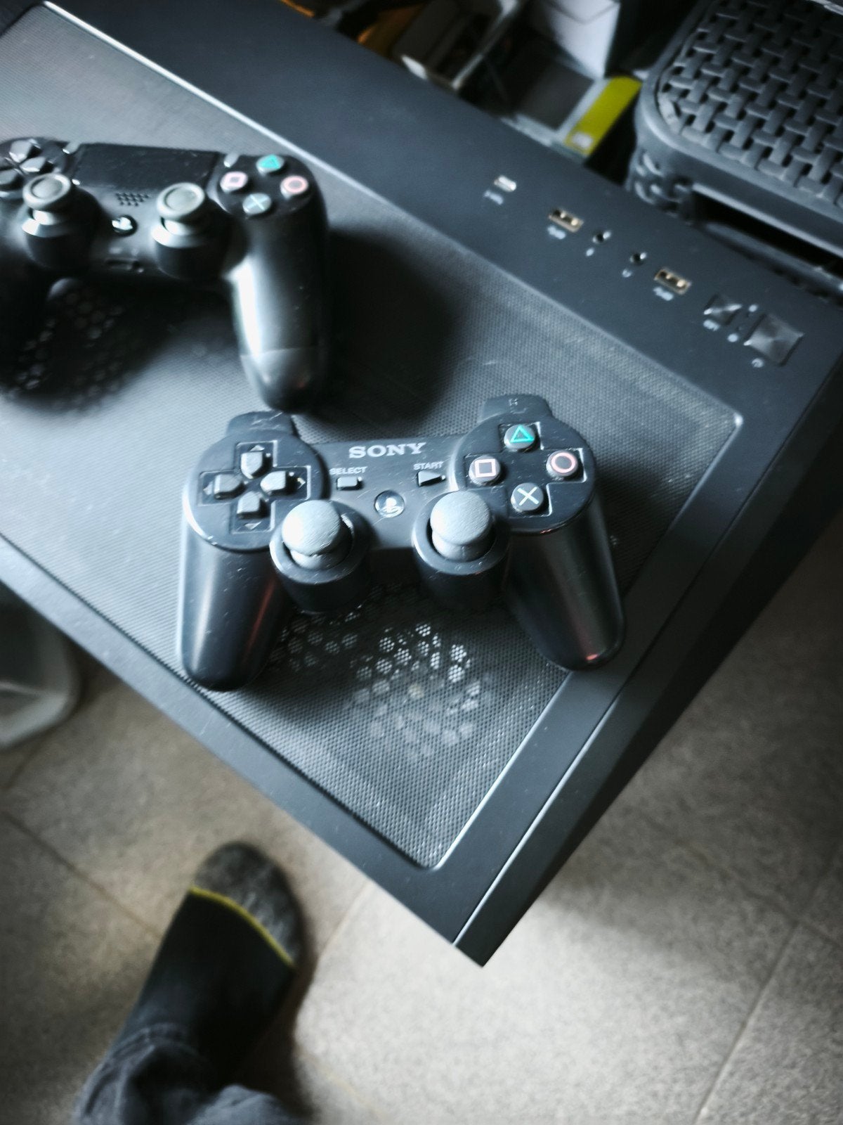 Playstation 4, Games en Spelcomputers, Spelcomputers | Sony PlayStation 2, Ophalen of Verzenden, Zo goed als nieuw