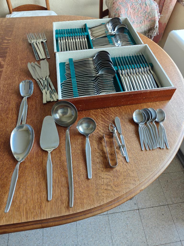 Service de couvert, Antiquités & Art, Enlèvement
