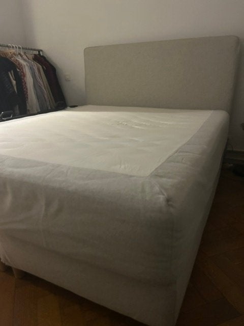 Lit continental IKEA avec tête de lit et surmatelas, Maison & Meubles, Gris, Queen size, Comme neuf, Enlèvement
