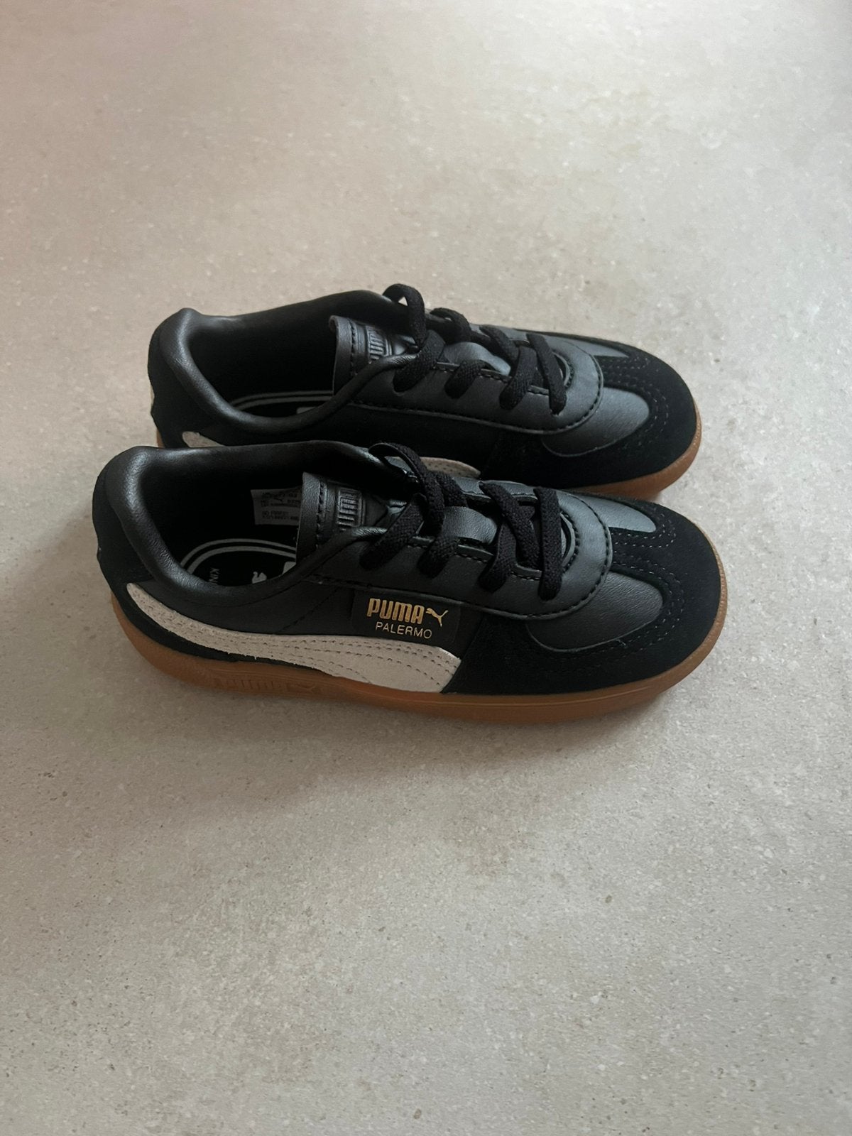 Nieuw puma schoenen maatje 26, Ophalen, Zo goed als nieuw, Schoentjes