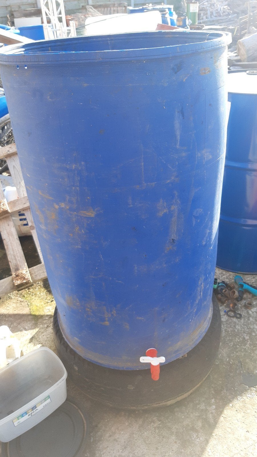 regenton met kraan, Tuin en Terras, 150 liter of meer, Ophalen of Verzenden, Kunststof, Met kraantje