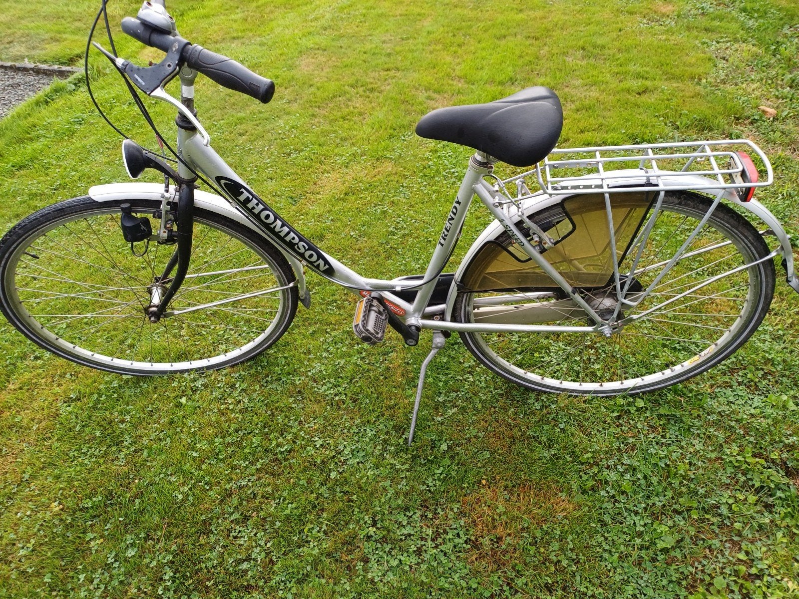 studentenfiets thompson trendy, Fietsen en Brommers, Gebruikt, Velgrem, Versnellingen, 50 tot 53 cm
