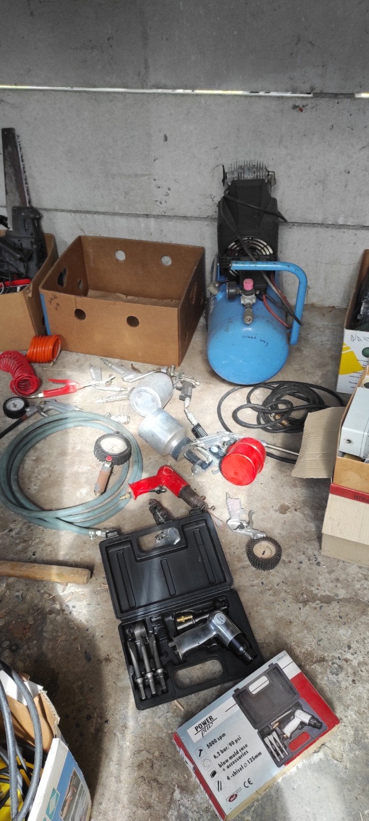Compresseur Welco profescional 25/210 avec accessoires + - 1, Enlèvement