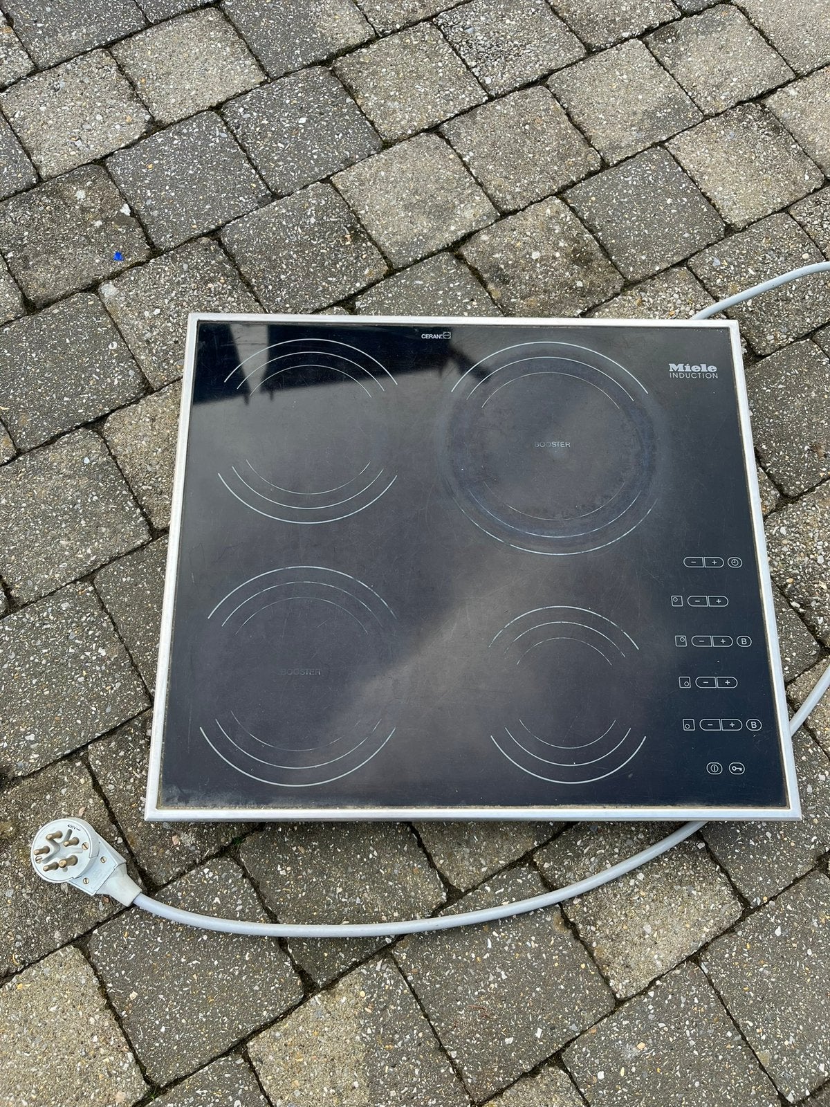 Miele Inductiekookplaat, Electroménager, 4 zones de cuisson, Encastré, Enlèvement, Utilisé