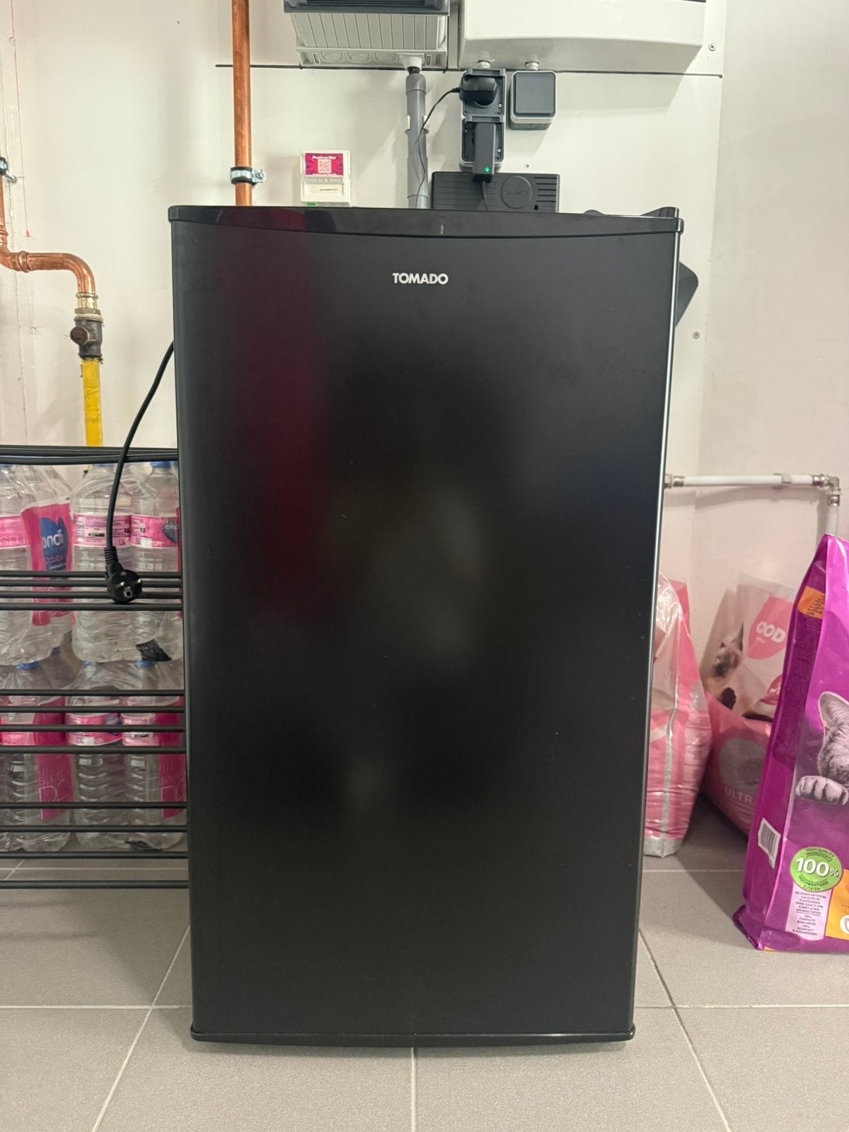 Tomado frigo 93L, energie label D, Enlèvement, 45 à 60 cm, 75 à 100 litres, Moins de 85 cm