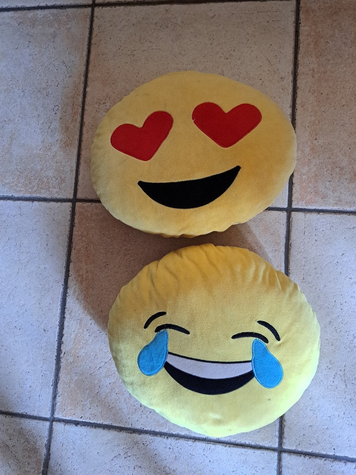 2 smiley kussens, Kinderen en Baby's, Speelgoed | Badspeelgoed, Ophalen