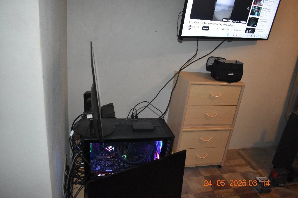 Ultradun Acer LED-scherm, Ophalen, Zo goed als nieuw, 1 tot 2 ms, 61 t/m 100 Hz