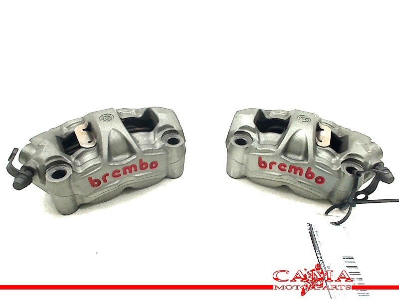 ETRIER DE FREIN AVANT DROIT Ducati, Dhr. S. di Majo, Utilisé, Info@cama-motorparts.nl, P.J. Troelstraweg 8 8
3144 CX  MAASSLUIS, NL