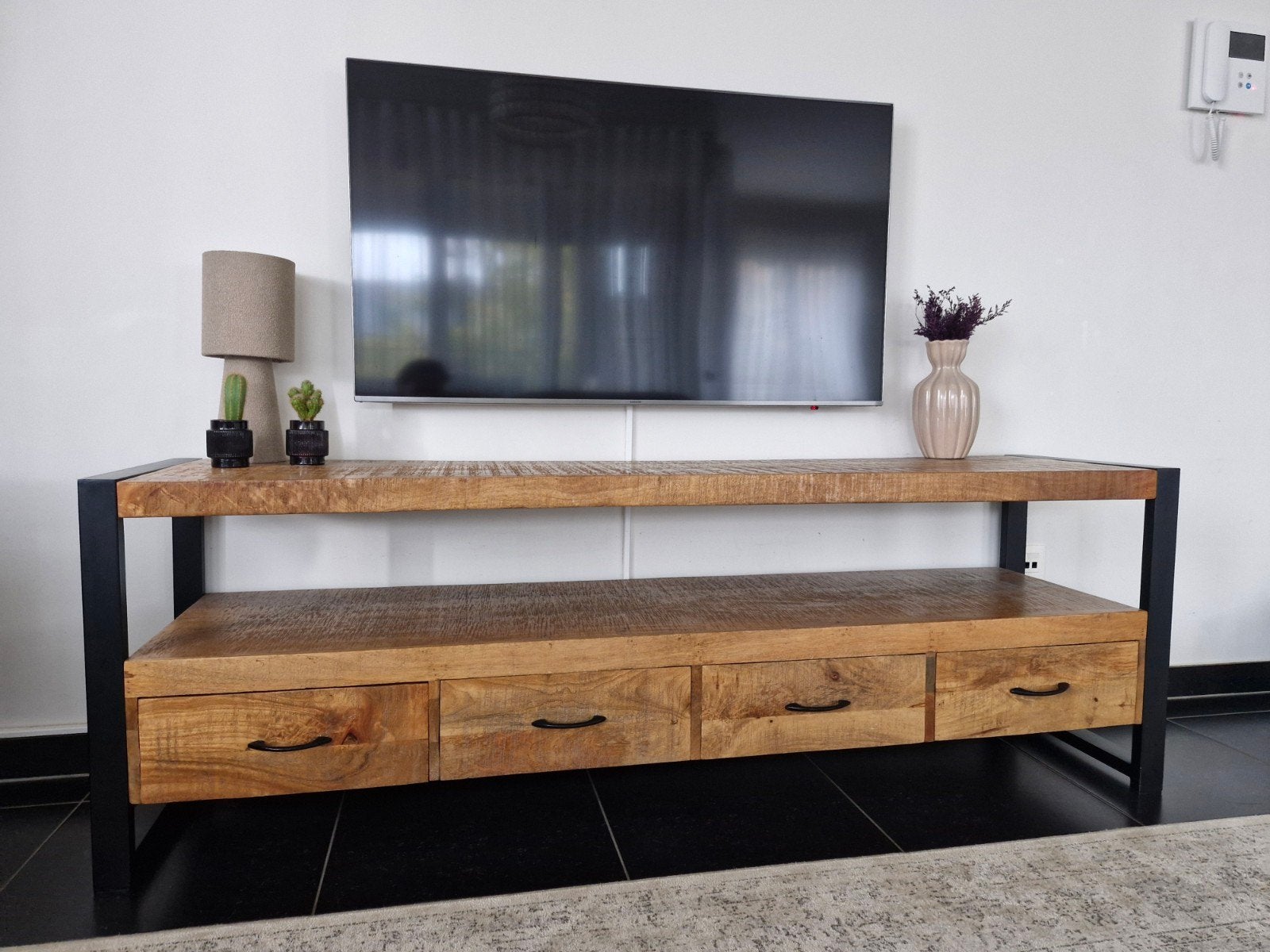 Meuble TV Mango, 25 à 50 cm, Moins de 100 cm, 150 à 200 cm, Enlèvement