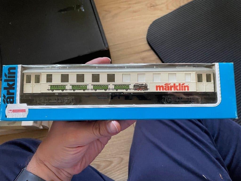 Voiture de tourisme Marklin 4122, Hobby & Loisirs créatifs, Trains miniatures | HO, Enlèvement ou Envoi, Utilisé, Wagon, Märklin