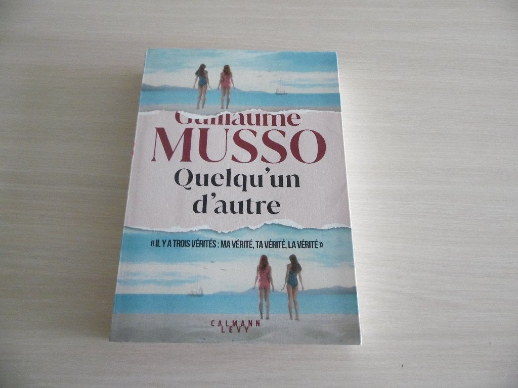 QUELQU'UN D'AUTRE       GUILLAUME MUSSO, Europa overig, Ophalen of Verzenden, Zo goed als nieuw, Guillaume Musso