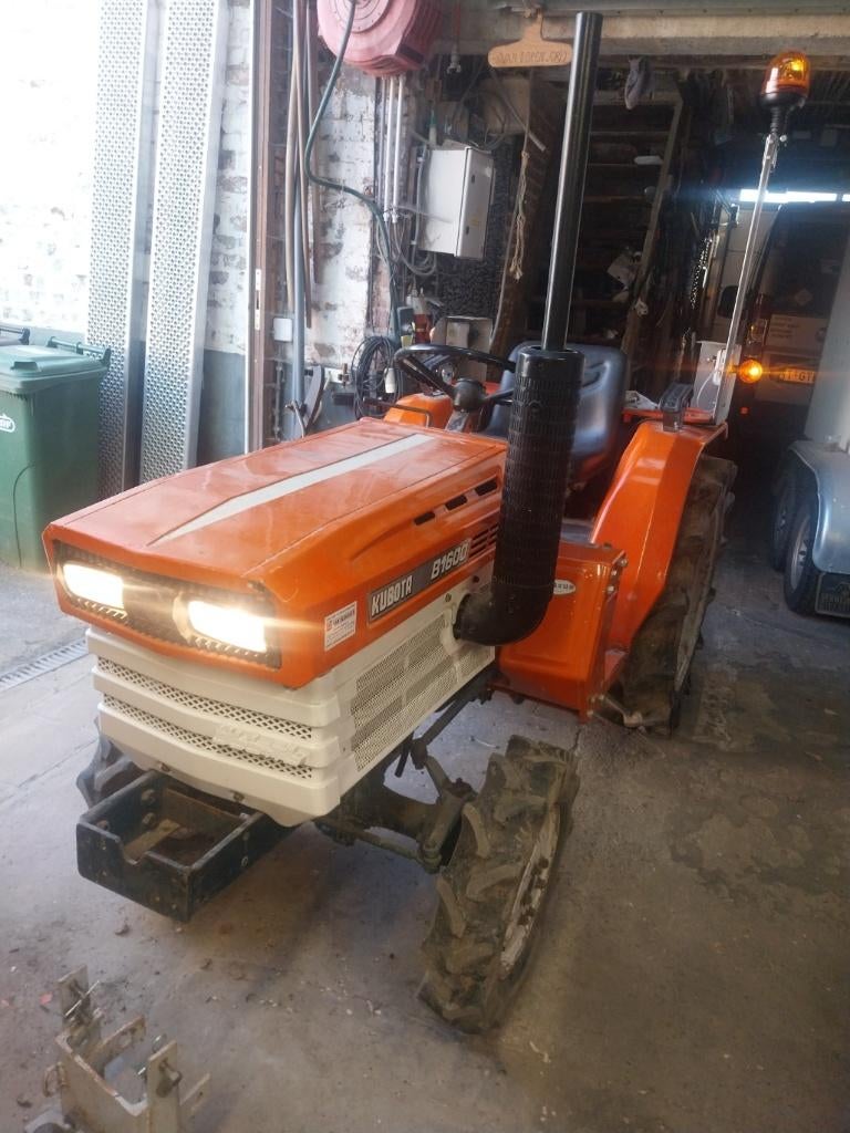 Tracteur Kubota, Enlèvement, Utilisé