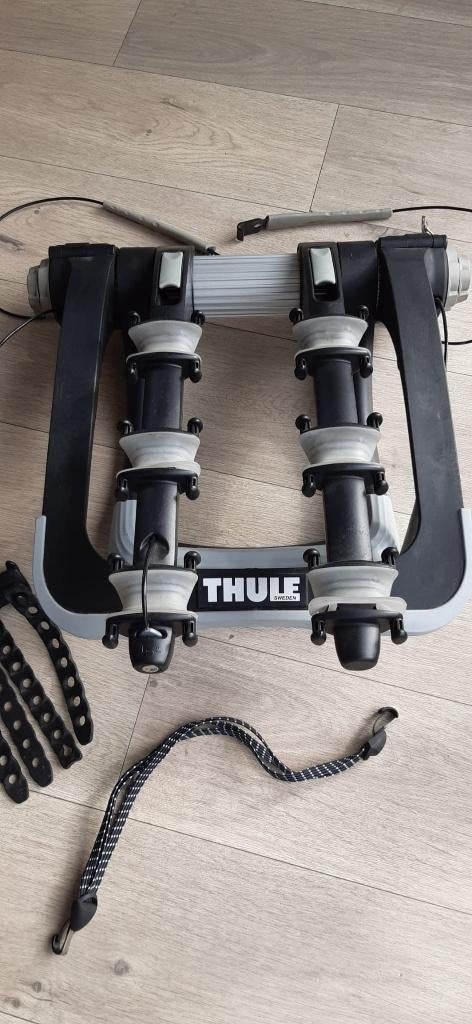 Fietsendrager Thule voor 2 fietsen – Montage op achterklep, Gebruikt, Brede banden, 2 fietsen, Achterklepdrager