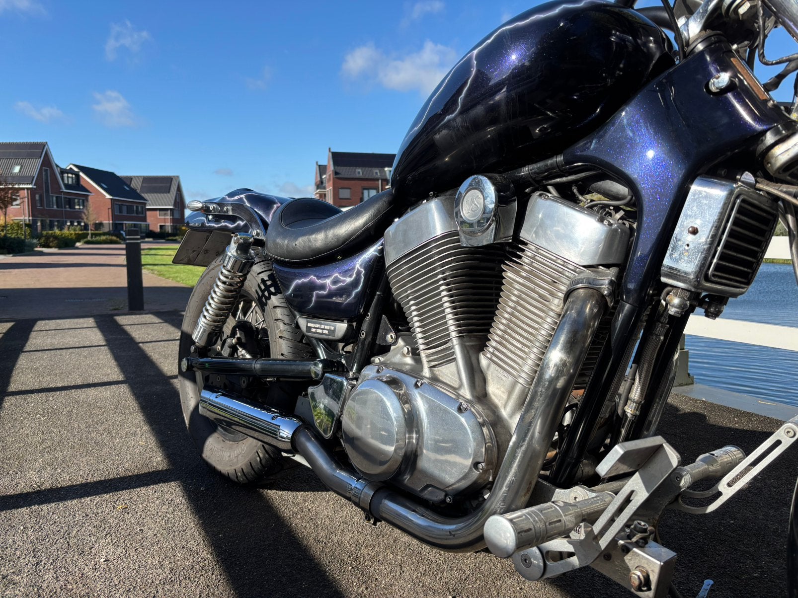 Suzuki intruder 1400, Ophalen