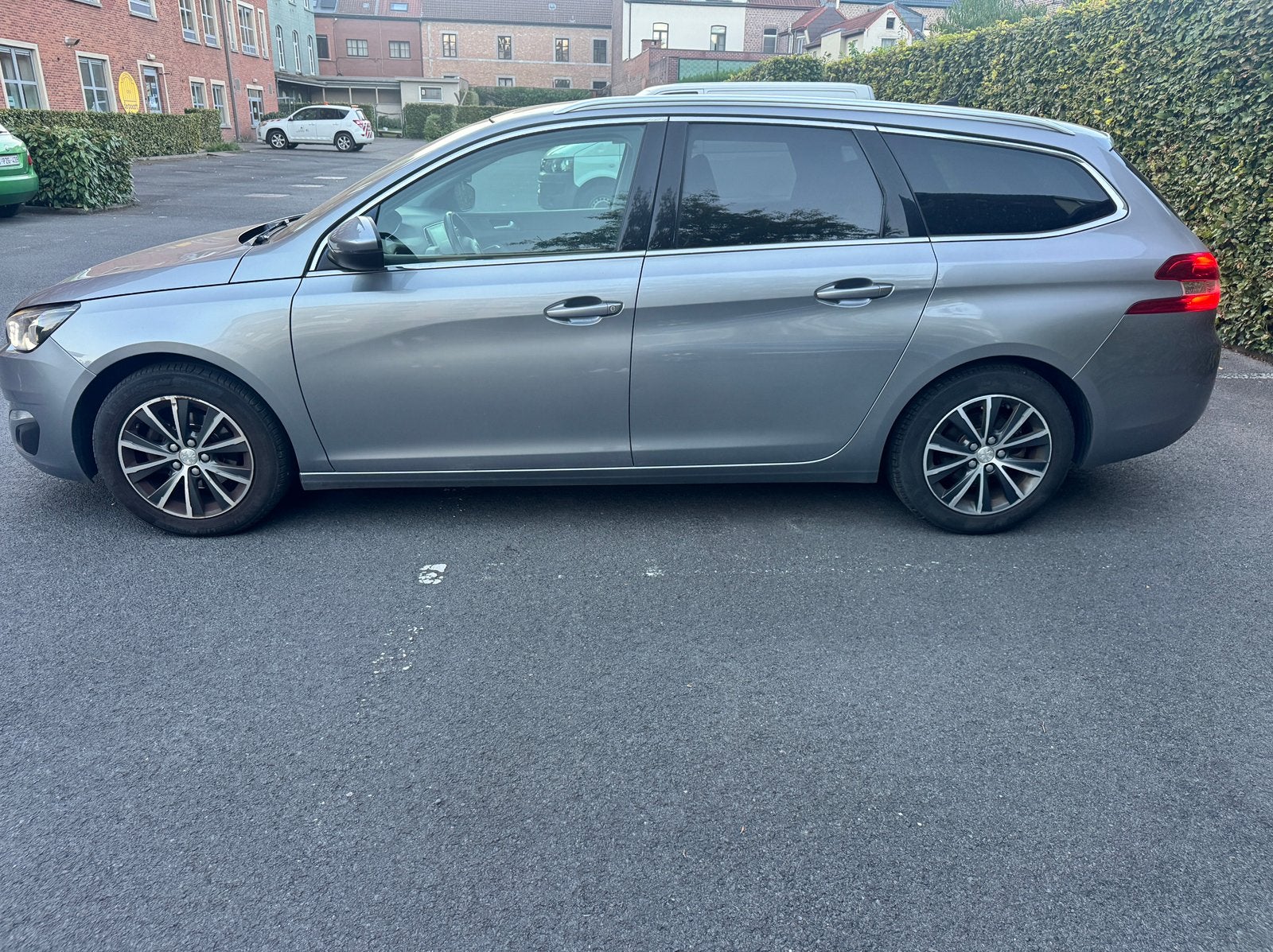 Peugeot 308 1.2 essence 96KW, Autos, Achat, Euro 6, Entreprise, Boîte manuelle